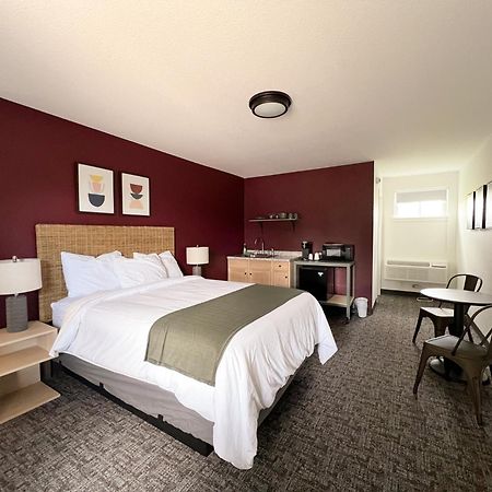 The Nomad Motel - International Falls, Mn - Near Canadian Border ภายนอก รูปภาพ